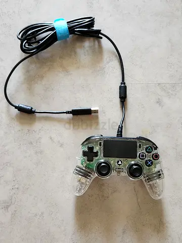 NACON Transparent LIGHT UP controller PS4