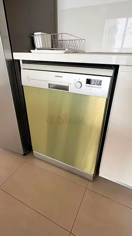 Siemens brand dishwasher 2racks size 60 60cm
