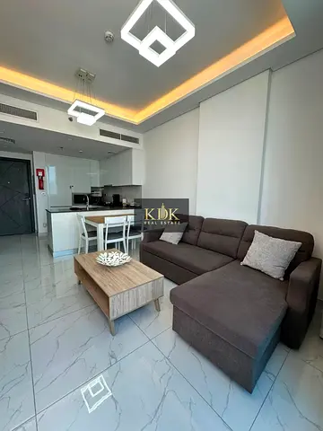Bright 1 BR | Spacious Layout | Great Community