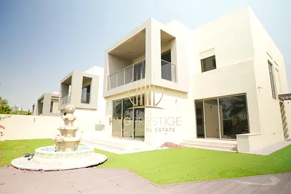 Corner Plot | Landscaped | Well Maintained