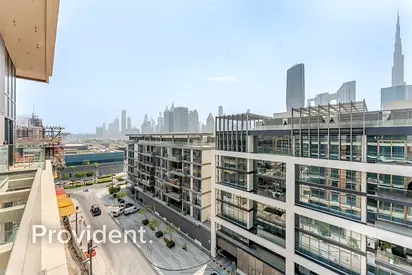 Burj Khalifa View | Vacant | Unfurnished | Modern