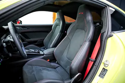 2025 Porsche 911 — миниатюра 16