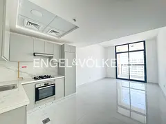 Maids Room | High Floor | Fitted Kitchen