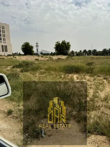 أرض **تجارية** للبيع في **منطقة القاسمية – الشارقة