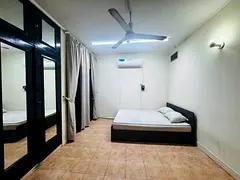 Clean Studio room for rent in Jumeirah 1..!!