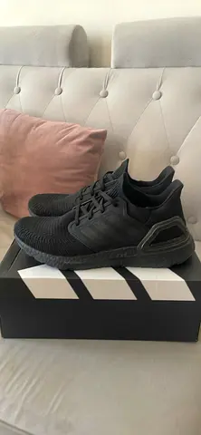 Adidas Ultraboost with box size 44