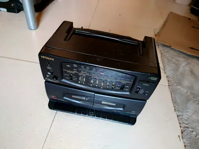Hitachi cassette player radio