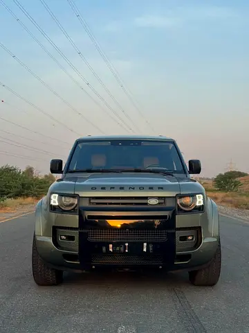2022 LAND Rover DEFENDER — миниатюра 2