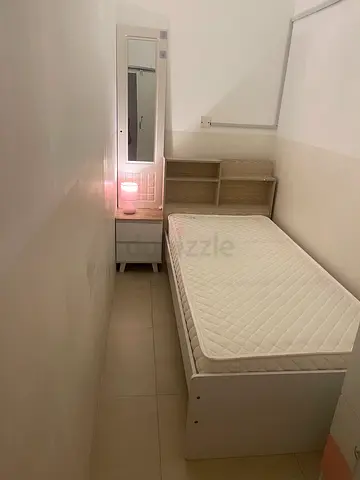 Executive single lady partition near MOE