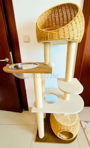 Wicker Cat Tree with two Beds/Perch with Cushion