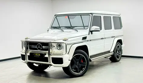 2017 Mercedes Benz G63 AMG, Service History, Carbon Fiber Interior, Excellent Condition, GCC