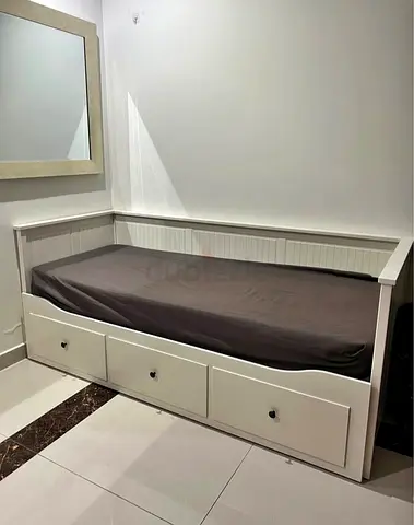 IKEA Hemnes Daybed with 2 Mattresses - Great Condition