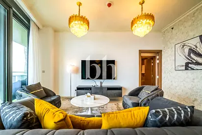 Spacious 1BR | Fully Furnished | Prime Downtown