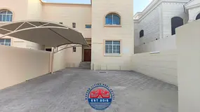 Spacious Villa 4 Bedroom Majlis at Baniyas East