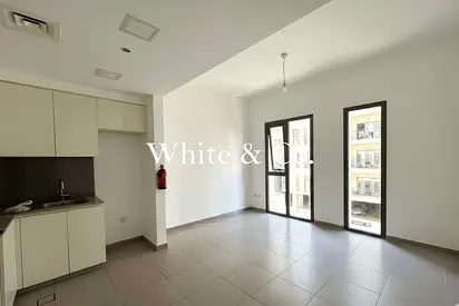 Well Maintained | Vacant | Area Expert