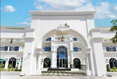 Prime Arjan Shop | Vincitore Boulevard A | Street-Facing Unit