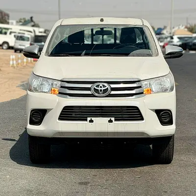 Toyota Hilux Double Cab DL 2025 GCC Specs