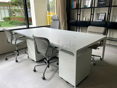 Modern White 4-Seat Office Desk Cluster with Mobile Pedestals