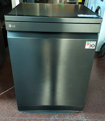 LG New model TrueSteam With WiFi Connect 3 Racks Dishwasher