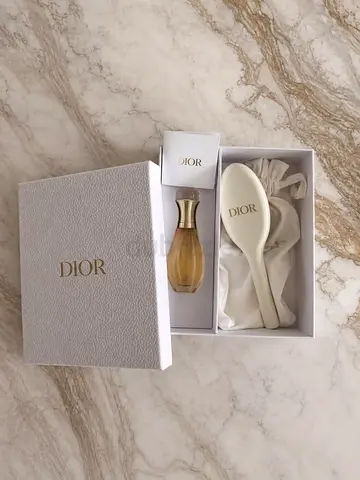 Original / Brandnew Dior Jadore Mist Brush Set (Platinum member gift)
