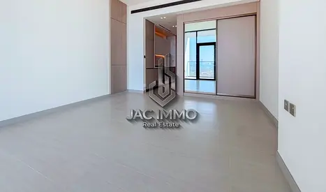 Premium Studio | Modern & Spacious