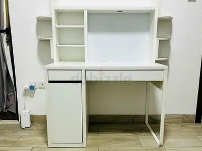 Vanity table IKEA MICKE Desk, White 105x50 cm