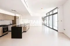 Stunning View High Floor Balcony Vacant