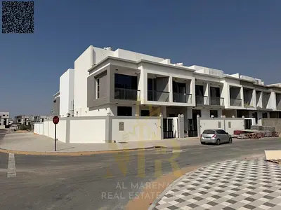 فيلا بسعر شامل رسوم التسجيل والتمليك على الشارع الرئيسي جاهزة للسكن في أرقي مناطق عجمان تملك حر لجميع الجنسيات بدون دفعة مقدمة..