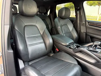2019 Porsche CAYENNE — миниатюра 16