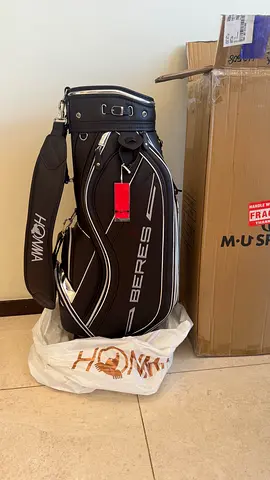 Honma Golf Bag, Beres series 
Finishing: Leather 
Condition: New - unwanted gift