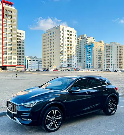 Infiniti QX30 Luxury 2018 | GCC Specs | Low Mileage