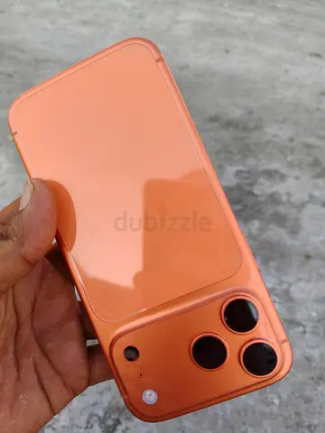 iPhone17 pro max orange 10 by 10 Condition zero scratch 256 gb TDRA version