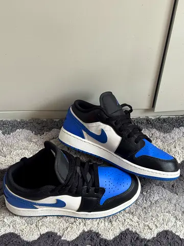 Nike Air Jordan 1 Mid Royal Blue – Worn Once – Like New