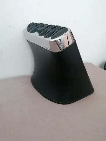 Knife block