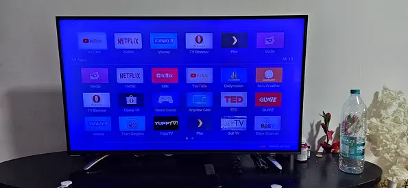 45 Hisense Smart LED TV in Good Working Condition