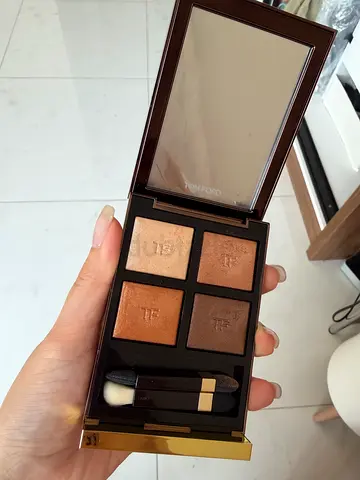Tom Ford Quad Eyeshadow Palette - 04 suspicion Warm Neutral Shades, Lightly Used