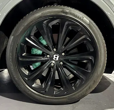 صورة مصغرة 9 لـ 2021 Bentley BENTAYGA