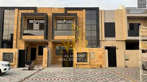 Luxury Villa in the Heart of Al-Haliyo: Seize the Opportunity! A price that includes registration and ownership fees. Own your dream villa and invest