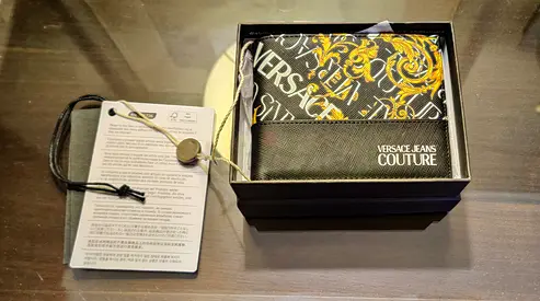 Versace Jeans Couture - Mens bifold black wallet with coin pocket - New with tags