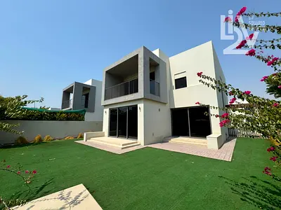 Bright Modern E2 Villa | Motivated Landlord