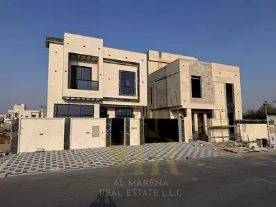 فيلا فاخرة للبيع في الحليو 2 –، السعر يشمل رسوم التسجيل  والتمليك مع خصم خاص للعملاء النقديين.
