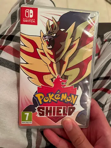 Pokemon Shield Nintendo Switch game
