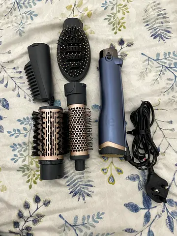 1 set hot air styler with 3 brush heads - used, working