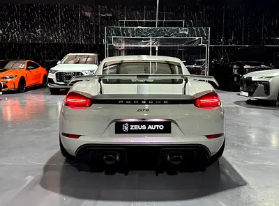 2020 Porsche CAYMAN photo 8