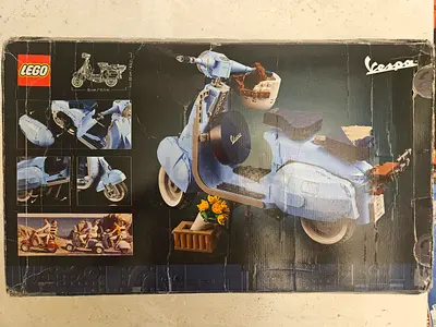 LEGO Creator Expert 10298 – Vespa 125 (1960s)