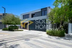 Spacious Townhouse | Fully Furnished | Close to Entrance