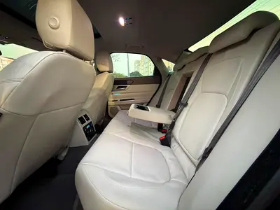 2016 Jaguar XF 照片 14