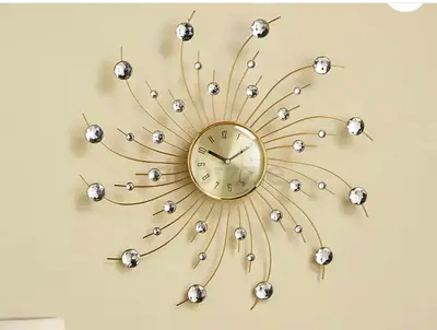 Decorative wall clock