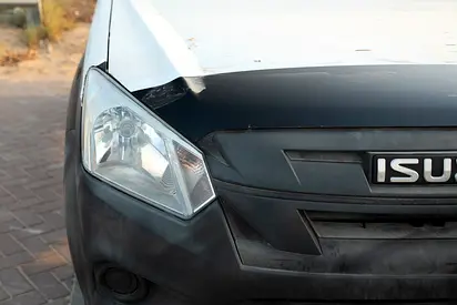 Isuzu D-Max 2026 - Brand New 2.5 4X2 ONLY ONE UNIT-3