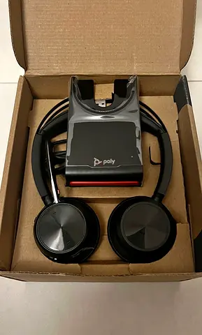 Poly Voyager Focus 2 UC Wireless Headset with Charging Stand